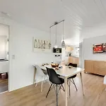 Lill - 50m From The Sea By Interhome Bjerregård