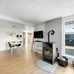 Lill - 50m From The Sea By Interhome * Bjerregård