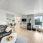 Lill - 50m From The Sea By Interhome 펜션 Bjerregård