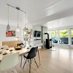 Lill - 50m From The Sea By Interhome