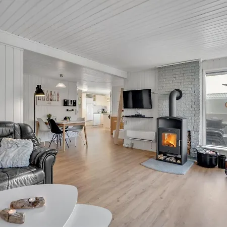 Lill - 50m From The Sea In Western Jutland By Interhome Сasa de vacaciones Bjerregård