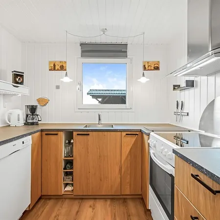 Feriehus Lill - 50m From The Sea By Interhome